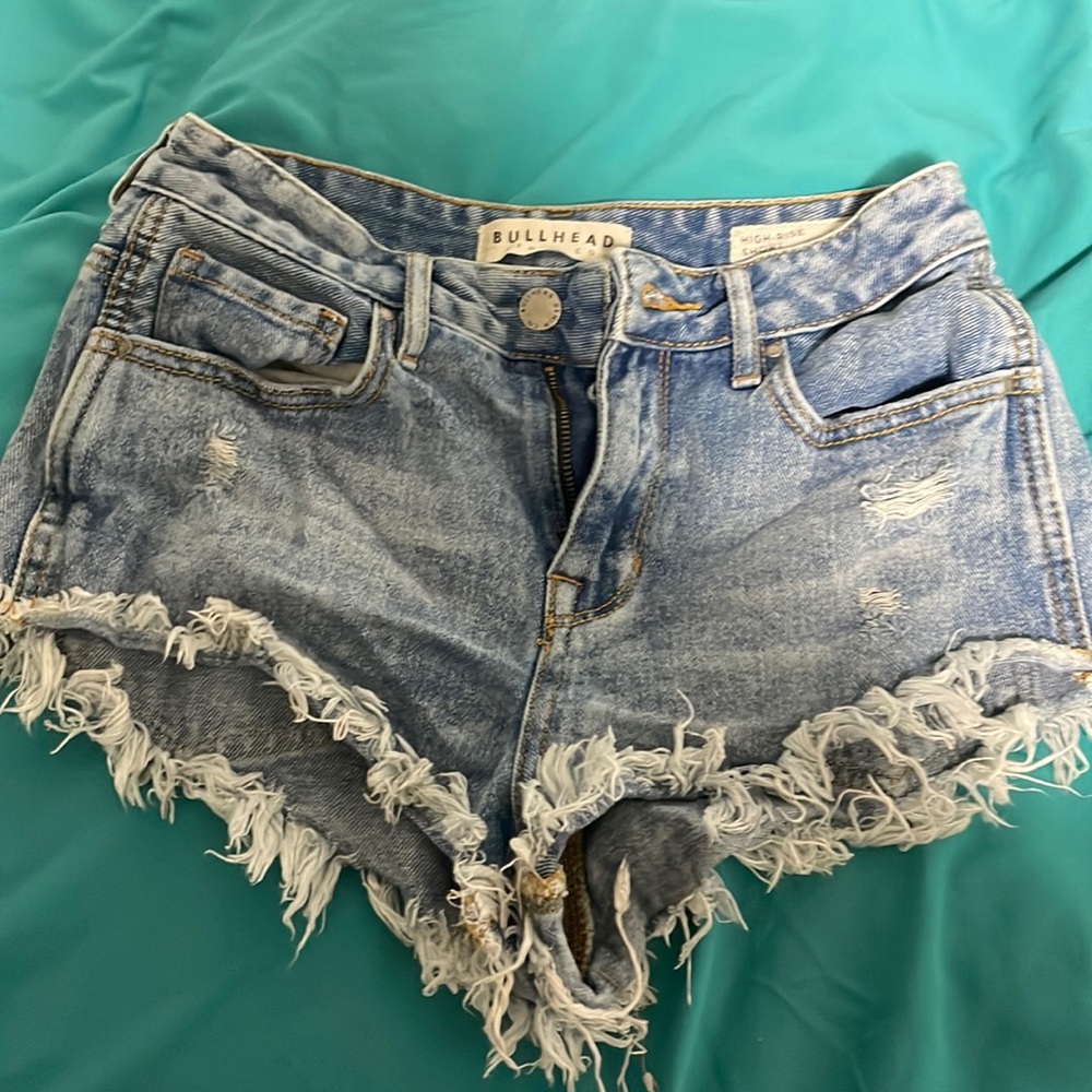 Short short Jean shorts